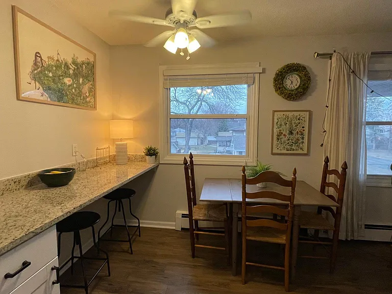 714 Spring St NE #10 — Photo 25