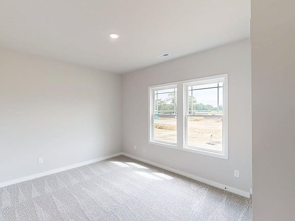 3rd image of 109 Berkeley Place