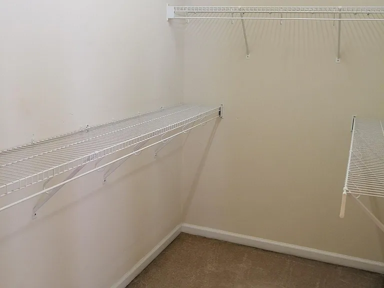 209 Ruby Walk Dr — Photo 13