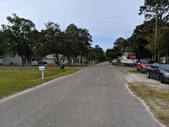 5th image of 442 22nd Ave