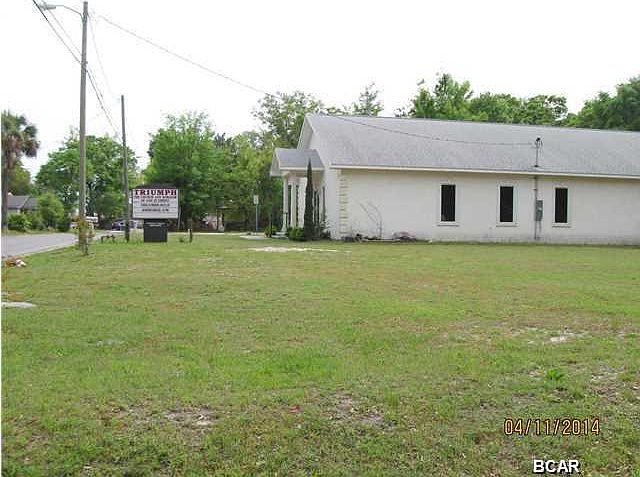 2nd image of 601 Elm Ave