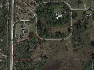 22 Toni Cir, Venus, FL 33960