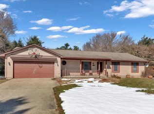 7173 Wide Valley Dr, Brighton, MI