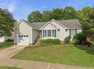 2912 Sedgefield Pines Ln, Raleigh, NC 27604