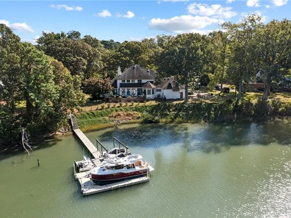 1632 W Little Neck Rd, Virginia Beach, VA 23452