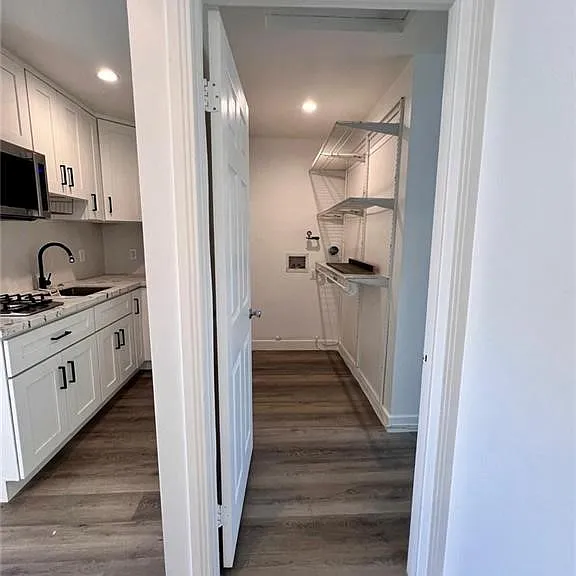 6445 1/2 Tujunga Ave — Photo 15
