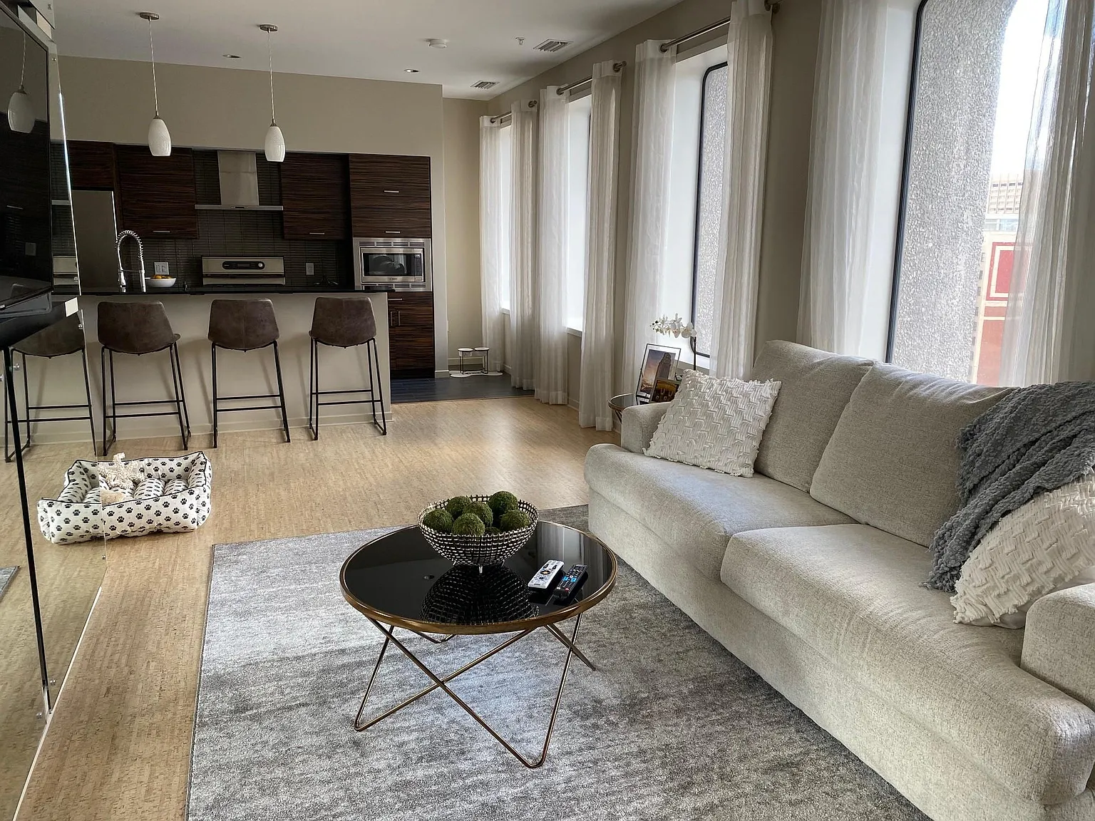 Iconic Living at The 9 — Photo 3