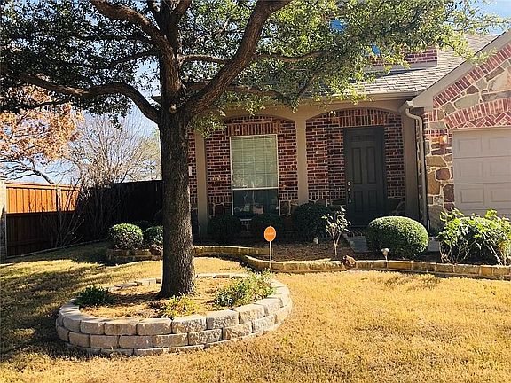 5th image of 3640 Nandina Dr