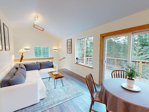 Kitchen/Living Room