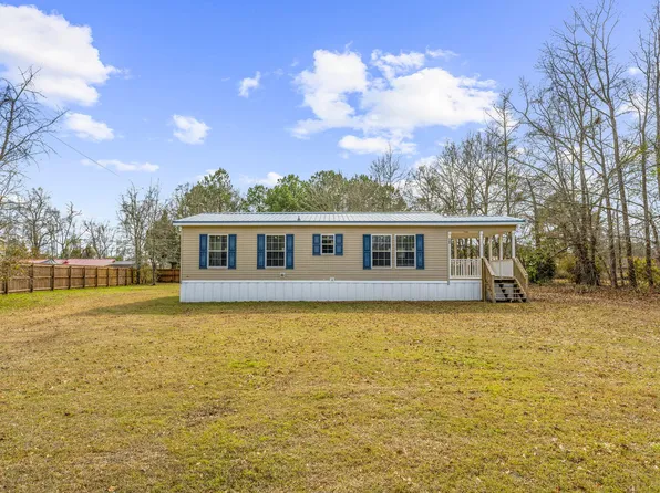 325 Beulah Tabernacle Dr, Saint Stephen, SC 29479