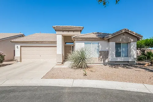 3430 N Saffron Photo 1