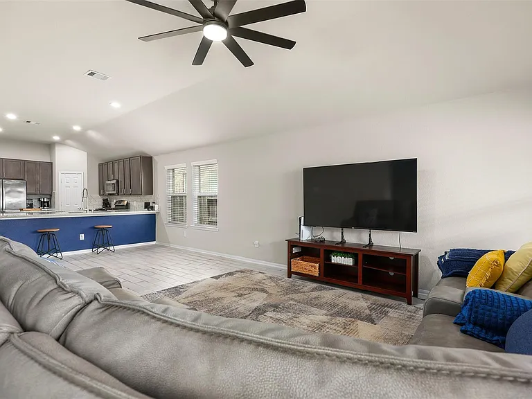2214 Sand Lily Dr — Photo 14