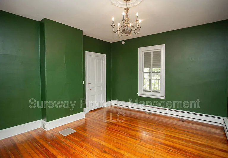16 Union St — Photo 17