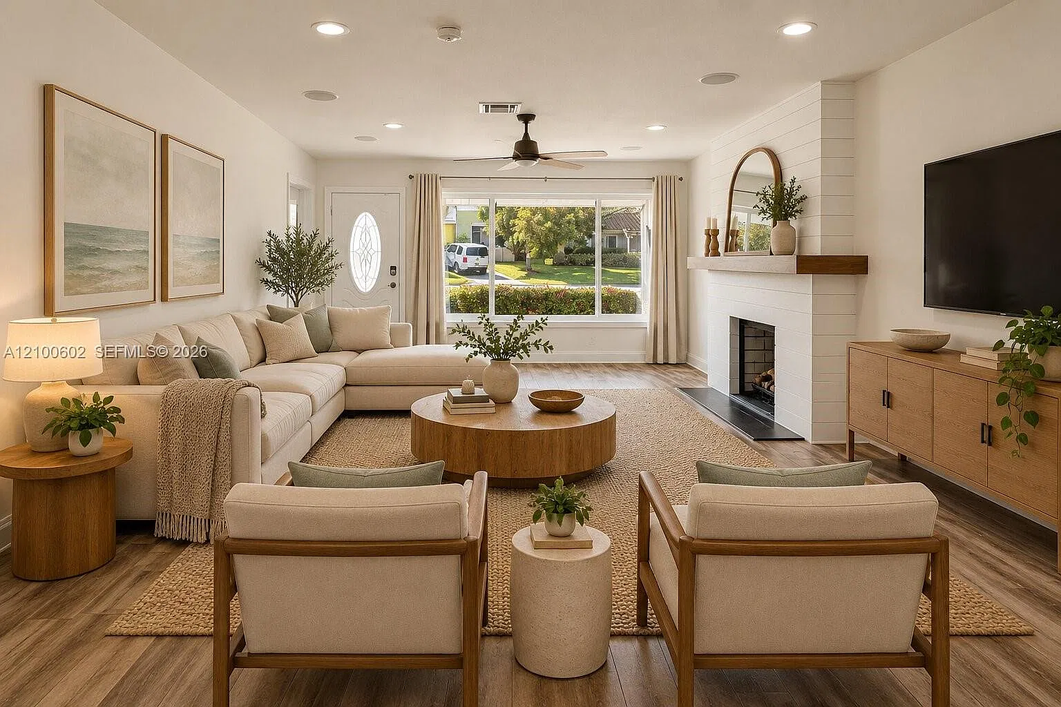 Hollywood Lakes Section — Photo 2
