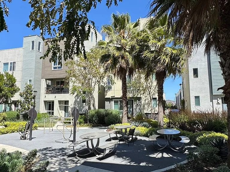 892 Estuary St — Photo 20