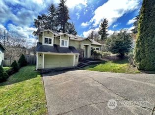 3062 SE Grovewood St, Pt Orchard, WA 98367