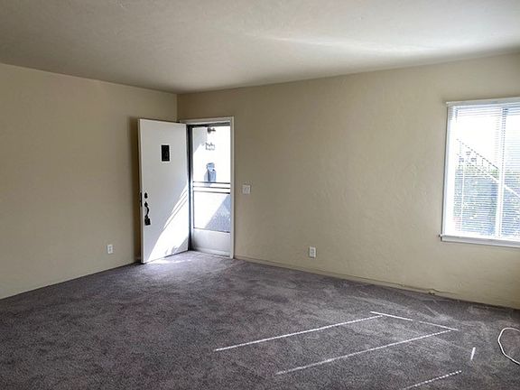 2nd image of 65 Clinton St #65A