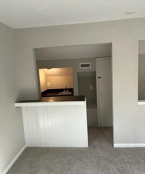 8630 Scottingham Dr — Photo 11