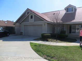 2444 Sample Ave, Clovis, CA 93611