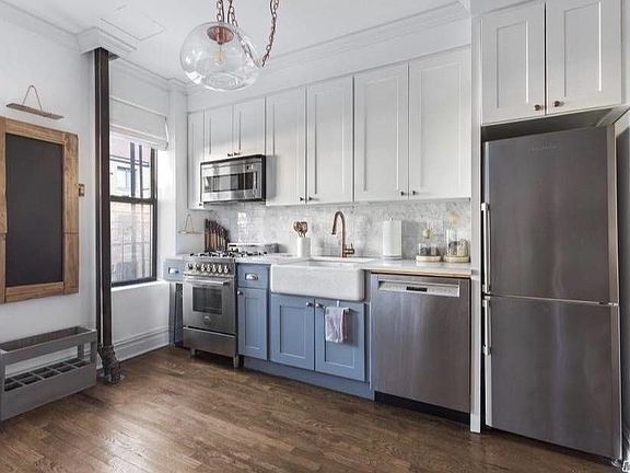 2nd image of 4222 Ketcham St #B10