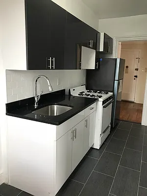 Rented by Real Broker NY LLC | media 17