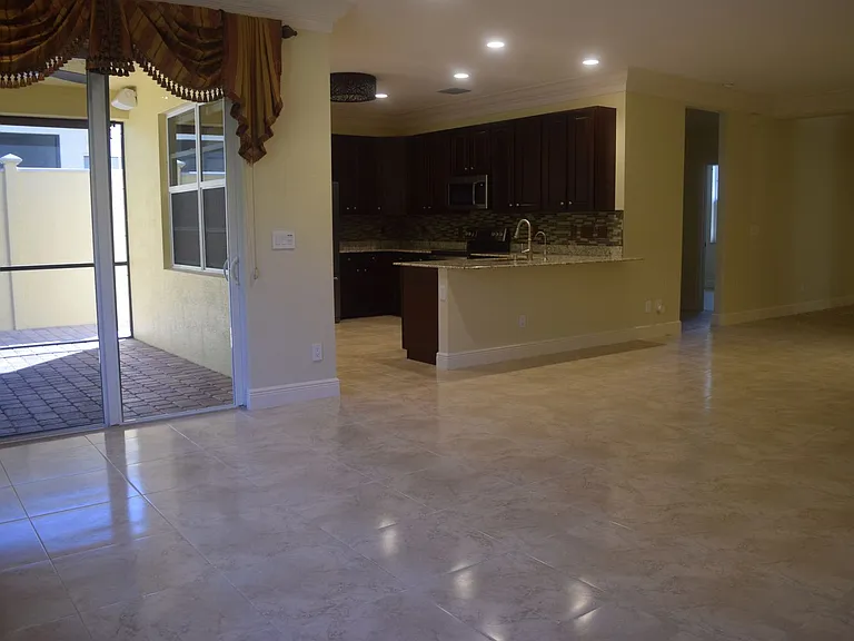 10160 SW Canossa Way — Photo 6