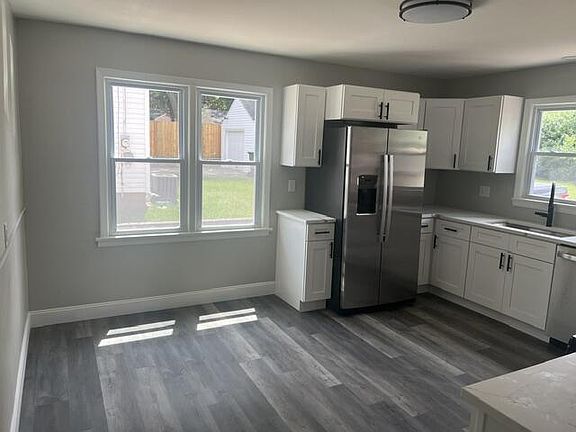 4th image of 1203 S 87th STREET