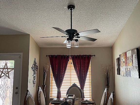 5th image of 1385 La Paloma Cir