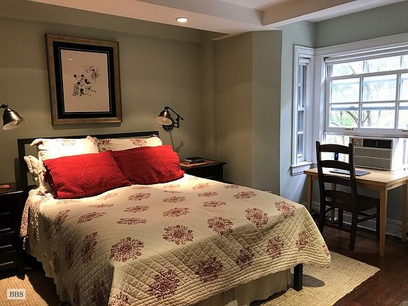 4th image of 39 W 67th St APT 501