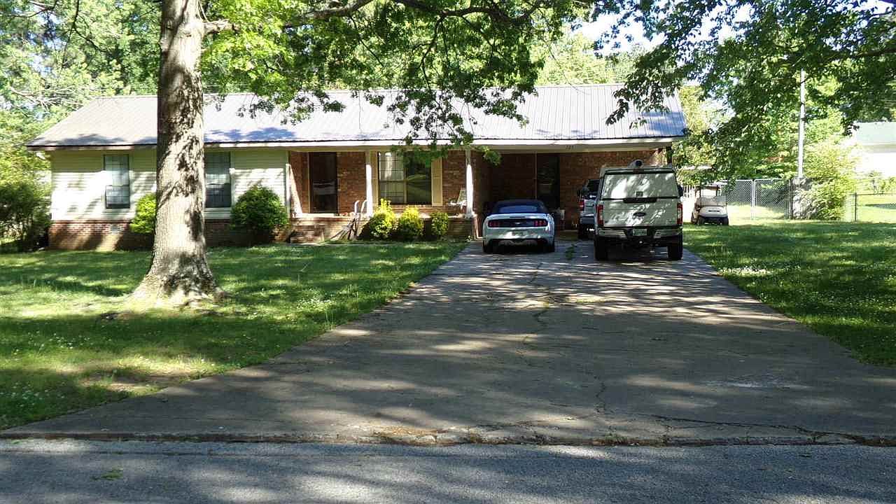 523 Rd, Bolivar, TN 38008 Zillow
