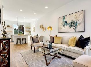 2437 NW 60th St, Seattle, WA 98107