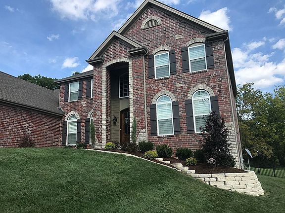 2nd image of 808 Amersham Dr