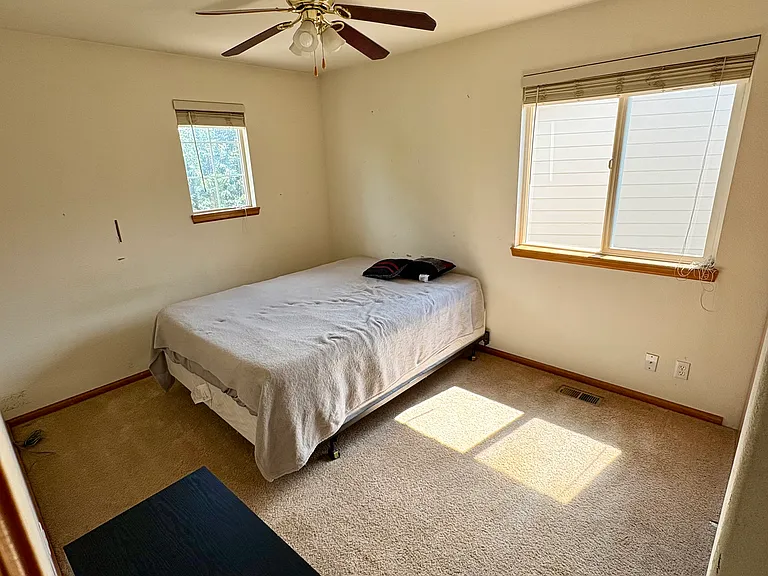 2551 E 110th Ave — Photo 30