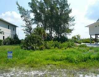 1st image of 460 Bocilla Dr