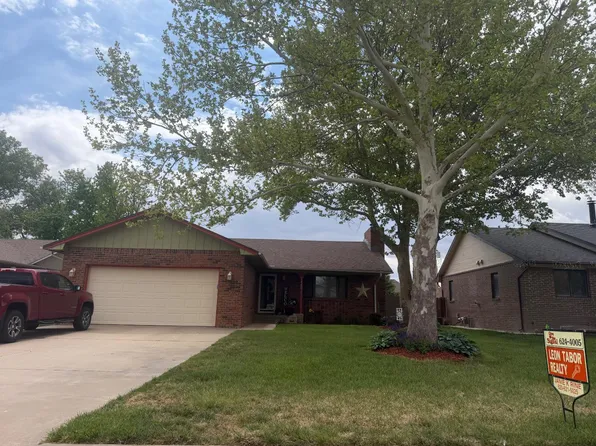 2440 Aster Ln, Liberal, KS 67901