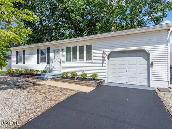 533 Harding Avenue, Toms River, NJ 08753