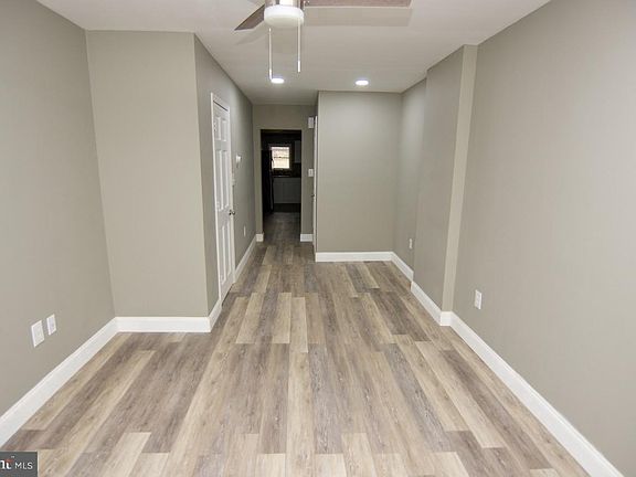 2nd image of 1115 Muhlenberg St