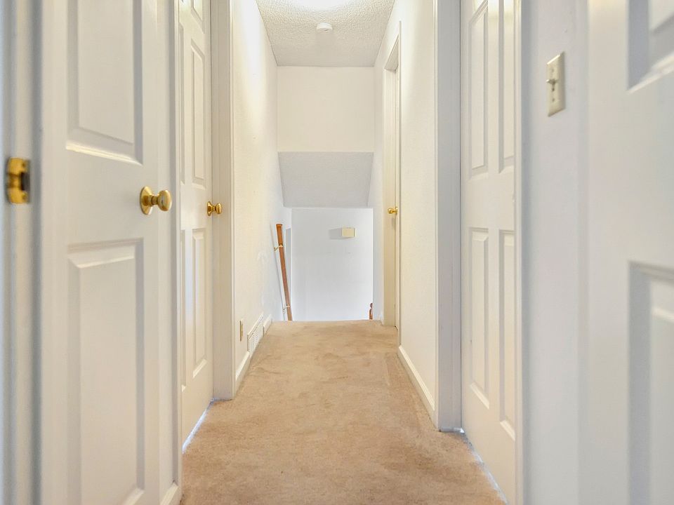 1st image of 17009 NE 35th St