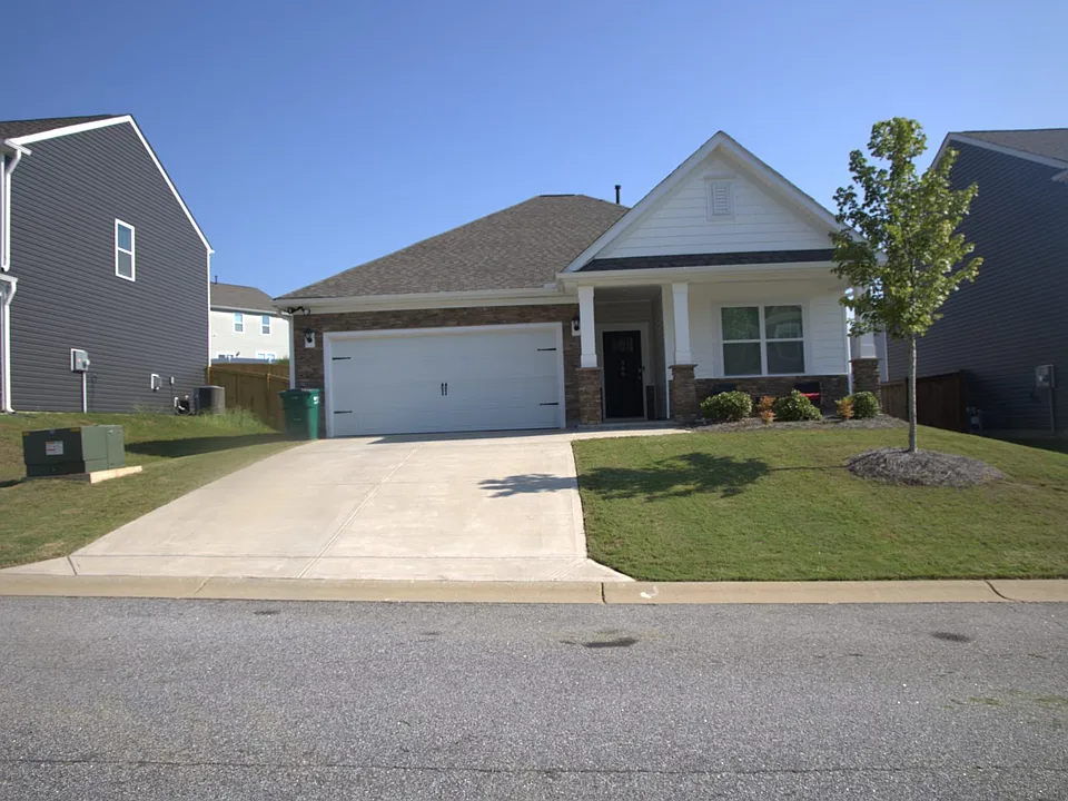 368 Fenwick Dr