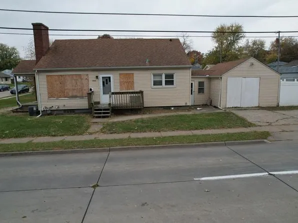 3704 Marquette St, Davenport, IA 52806
