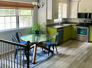 1630 W Pines Dr, Charlottesville, VA 22901