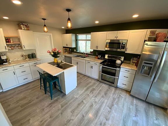 5th image of 2305 179th Street Ct E