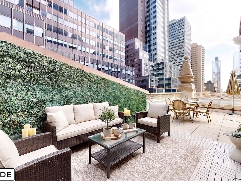 1st image of 140 E 46th St Unit Phd