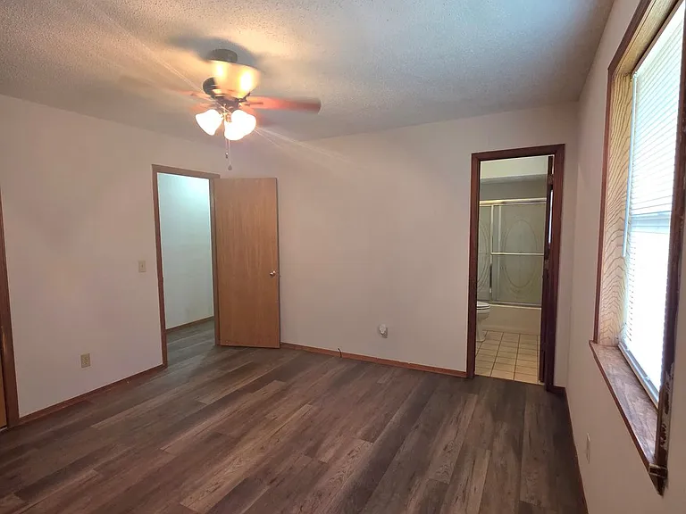 3228 W Village Ln — Photo 13