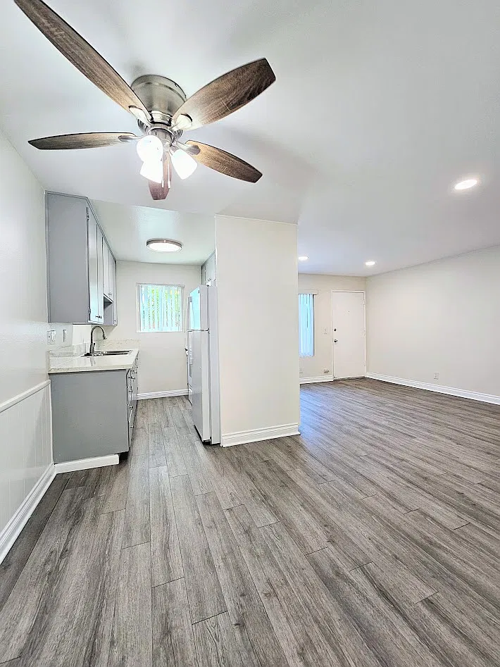 1 bed, 724 sqft, $2,295 — Photo 4