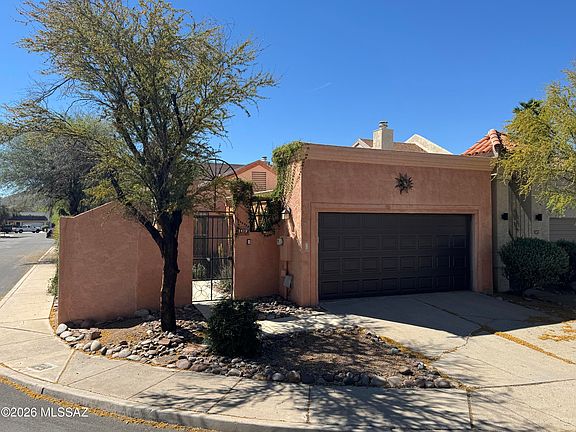 2nd image of 1413 W Calle Plomo