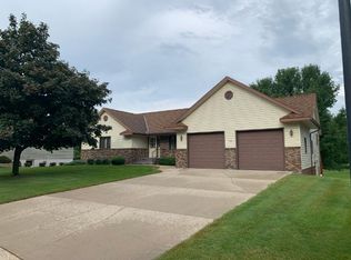 716 23rd St SE, Willmar, MN 56201