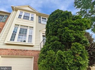 46891 Rabbitrun Ter, Sterling, VA 20164