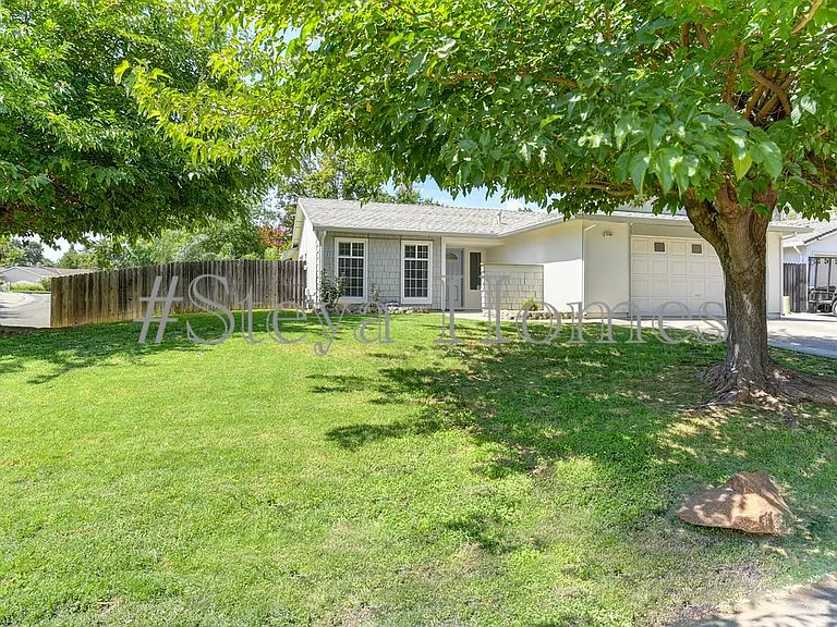 7101 Stanford Oak Dr — Photo 33