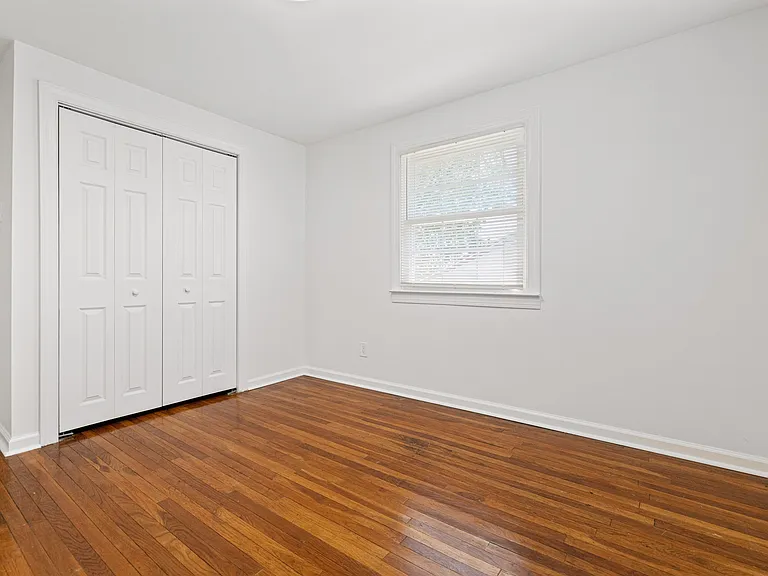 1325 Osbourne Ave — Photo 13